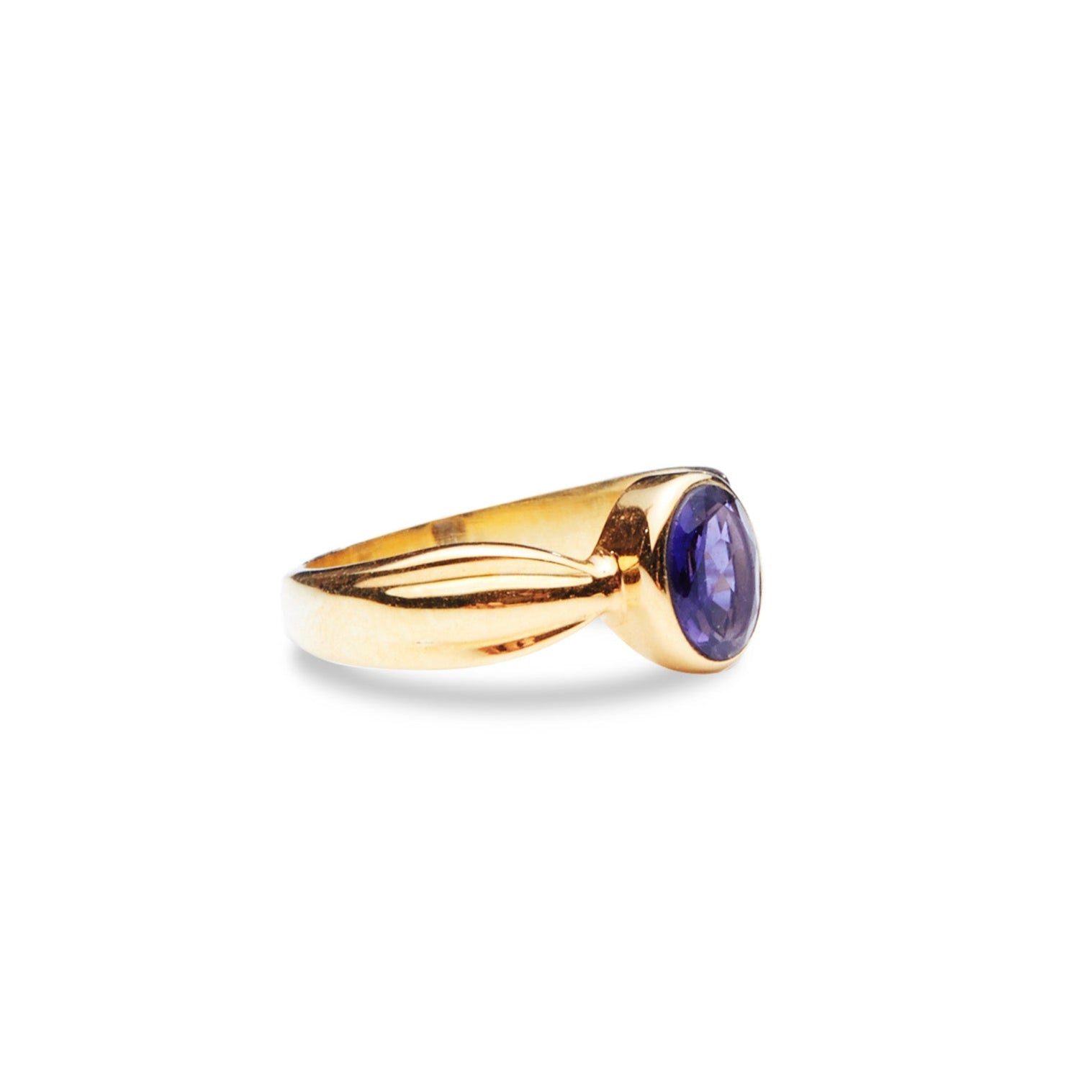 Iolite faceted oval vermeil ring with detailed band side angle