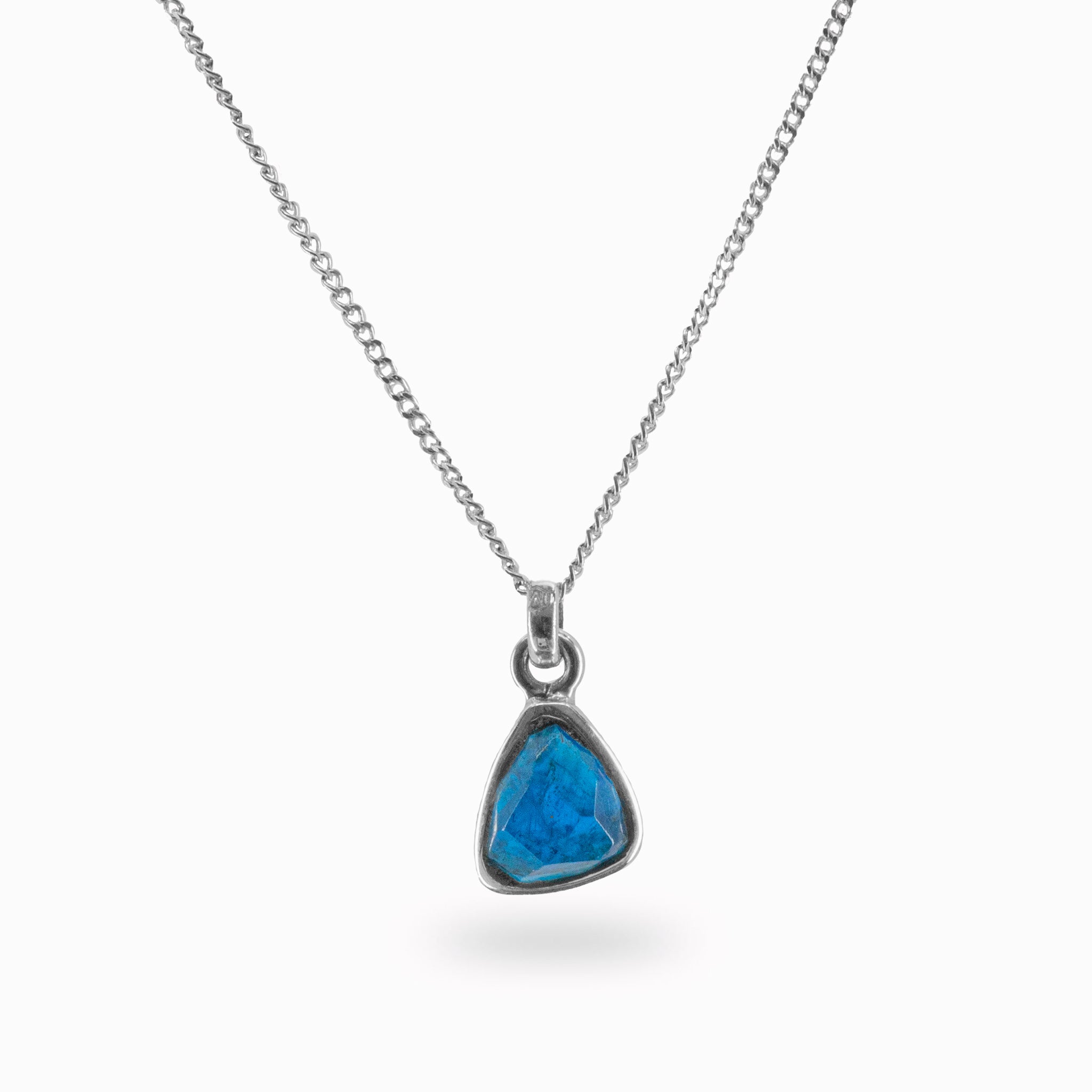 apatite necklace