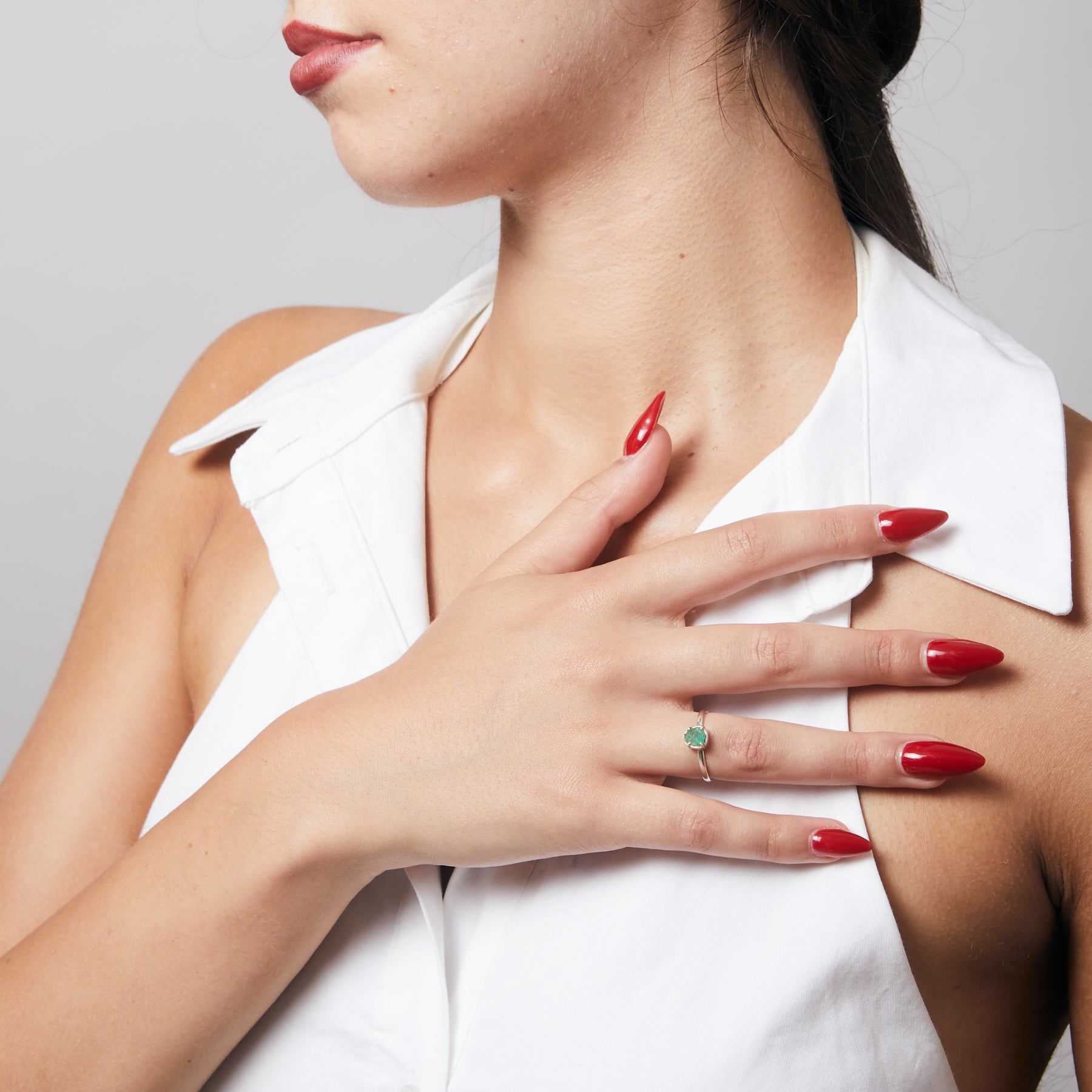 Emerald rough freeform claw set Ring