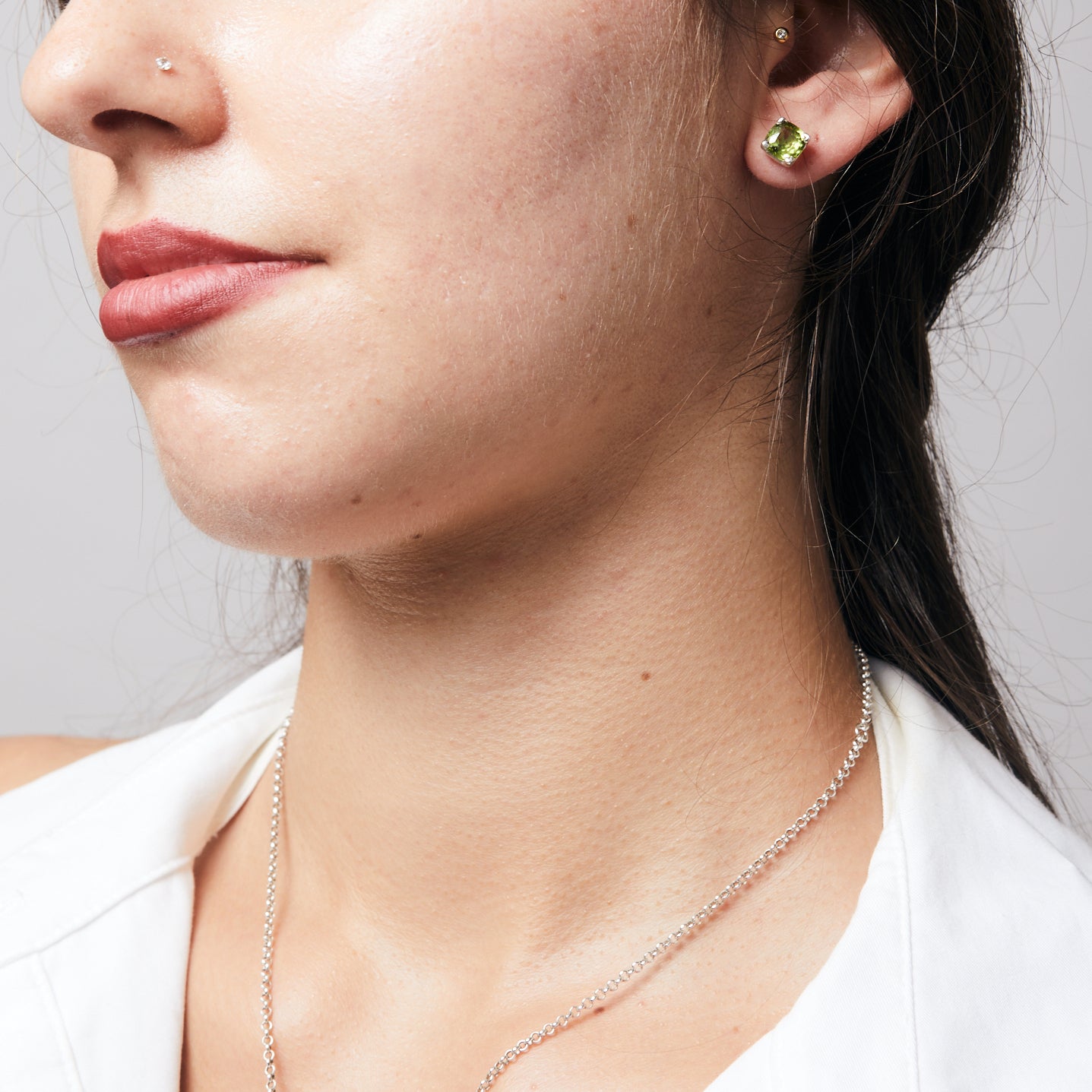 Peridot faceted square Stud Earrings