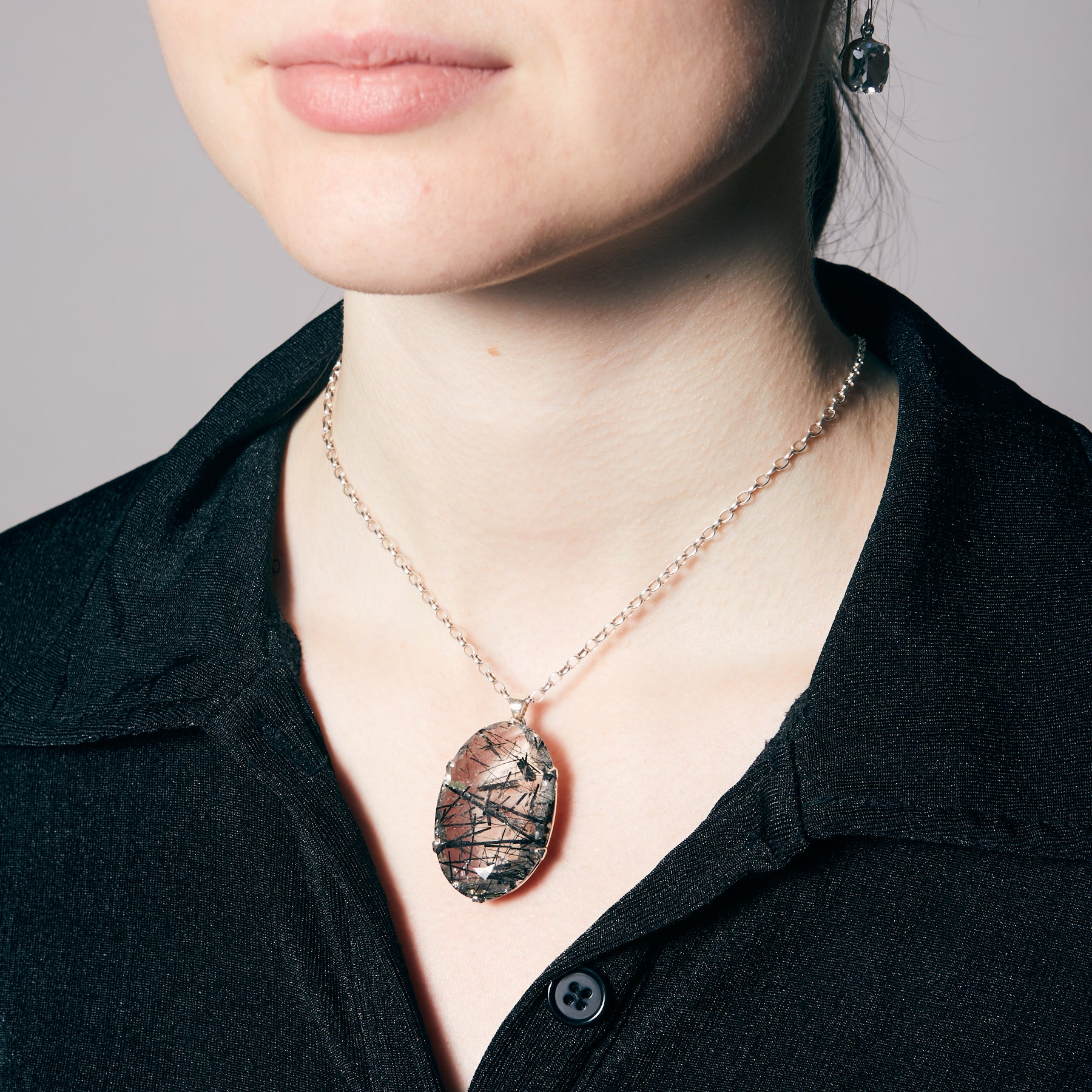 Tourmalinated Quartz faceted oval claw Necklace