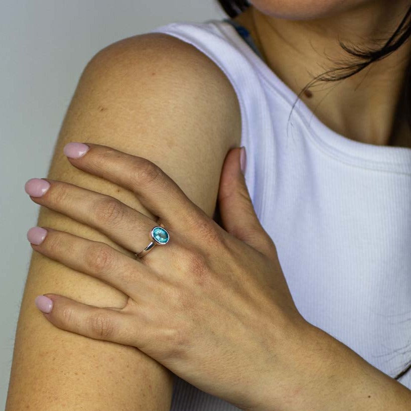 Apatite faceted oval bezel set Ring