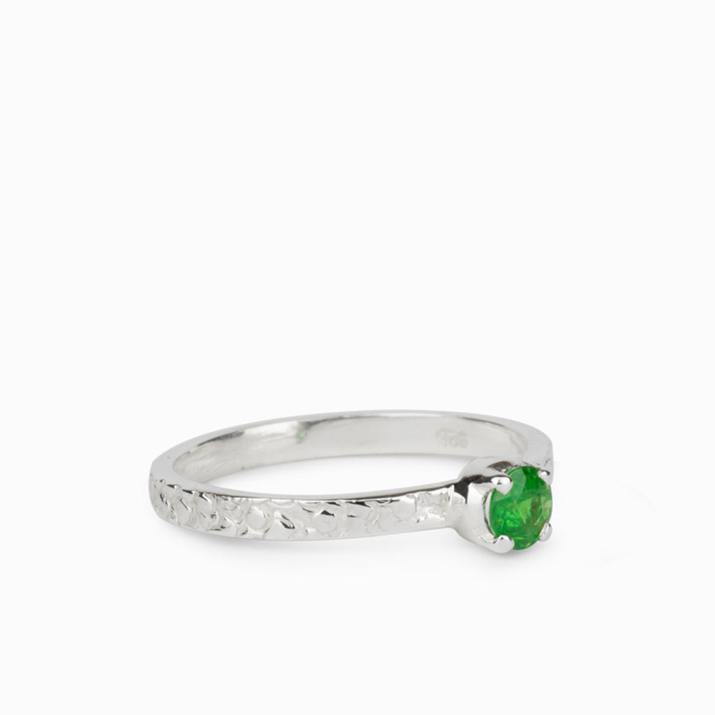 Chrome Diopside Ring