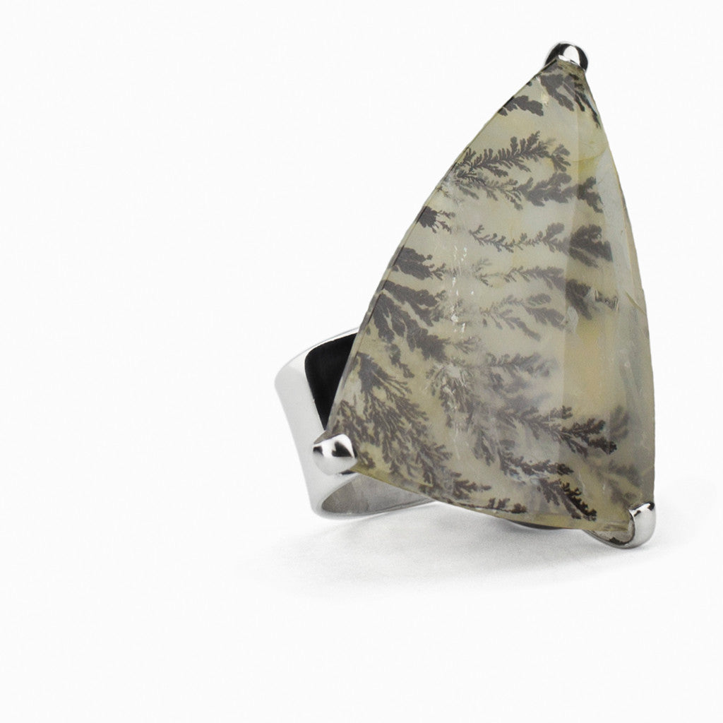 Dendritic Quartz Ring
