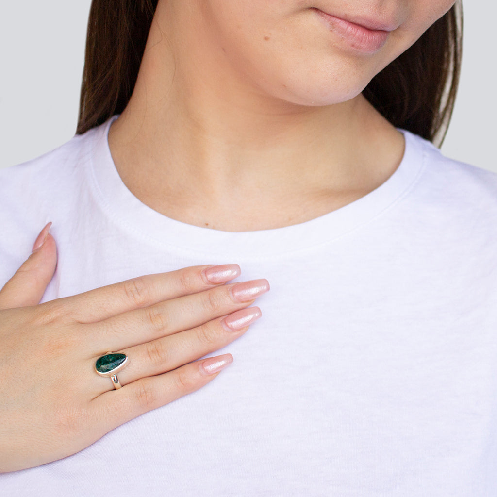 Dioptase Teardrop Ring
