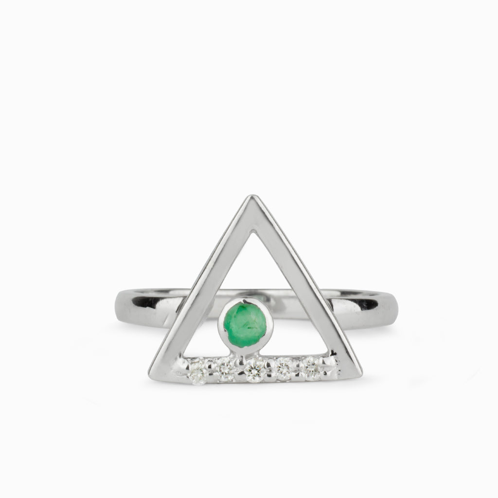 Emerald & Diamond Ring