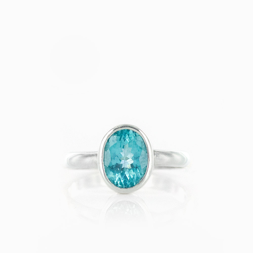 Apatite faceted oval bezel set Ring