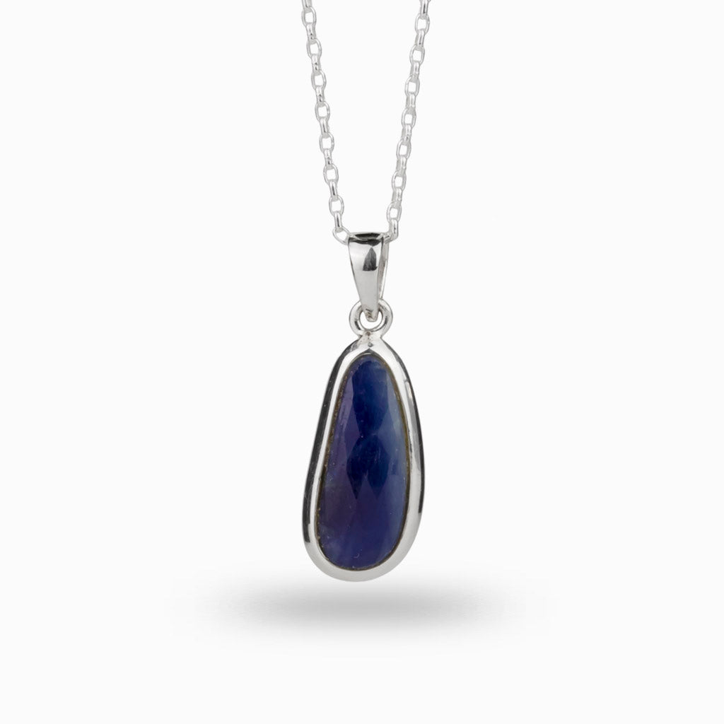 Free Form Sapphire Necklace 