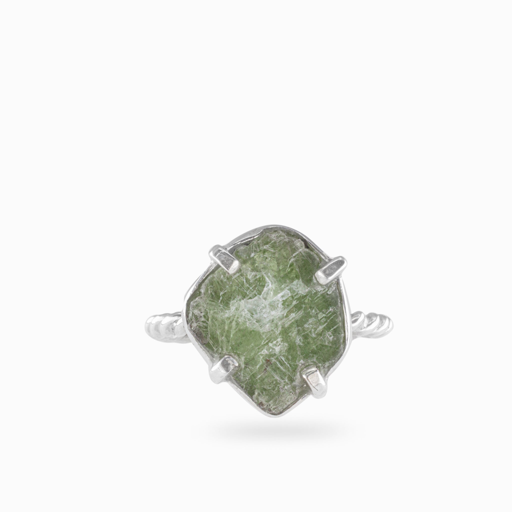green kyanite ring