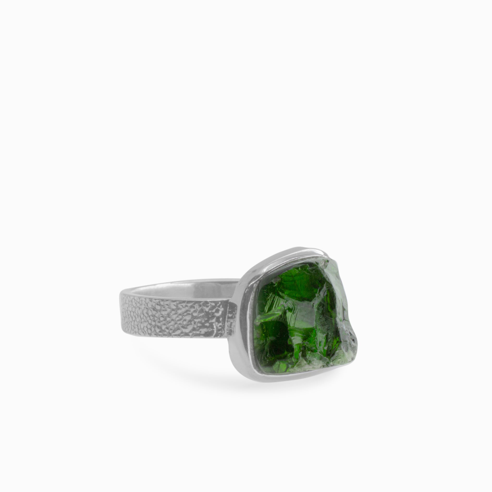 Chrome Diopside Ring
