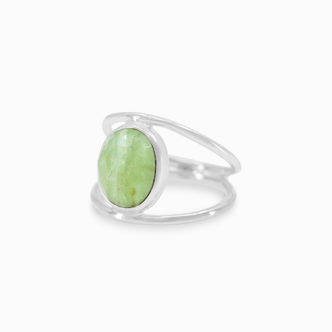 Green Kyanite Ring
