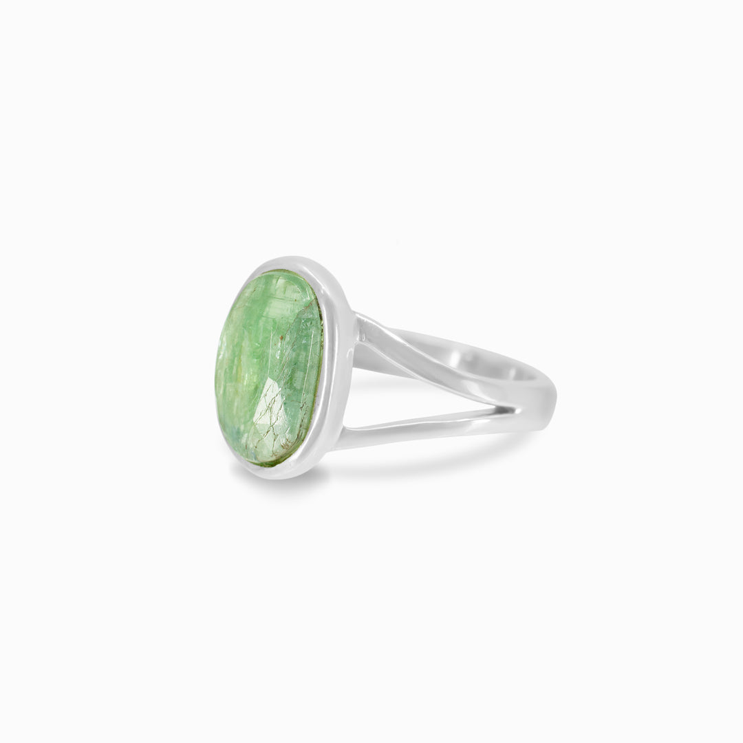 Green Kyanite Ring
