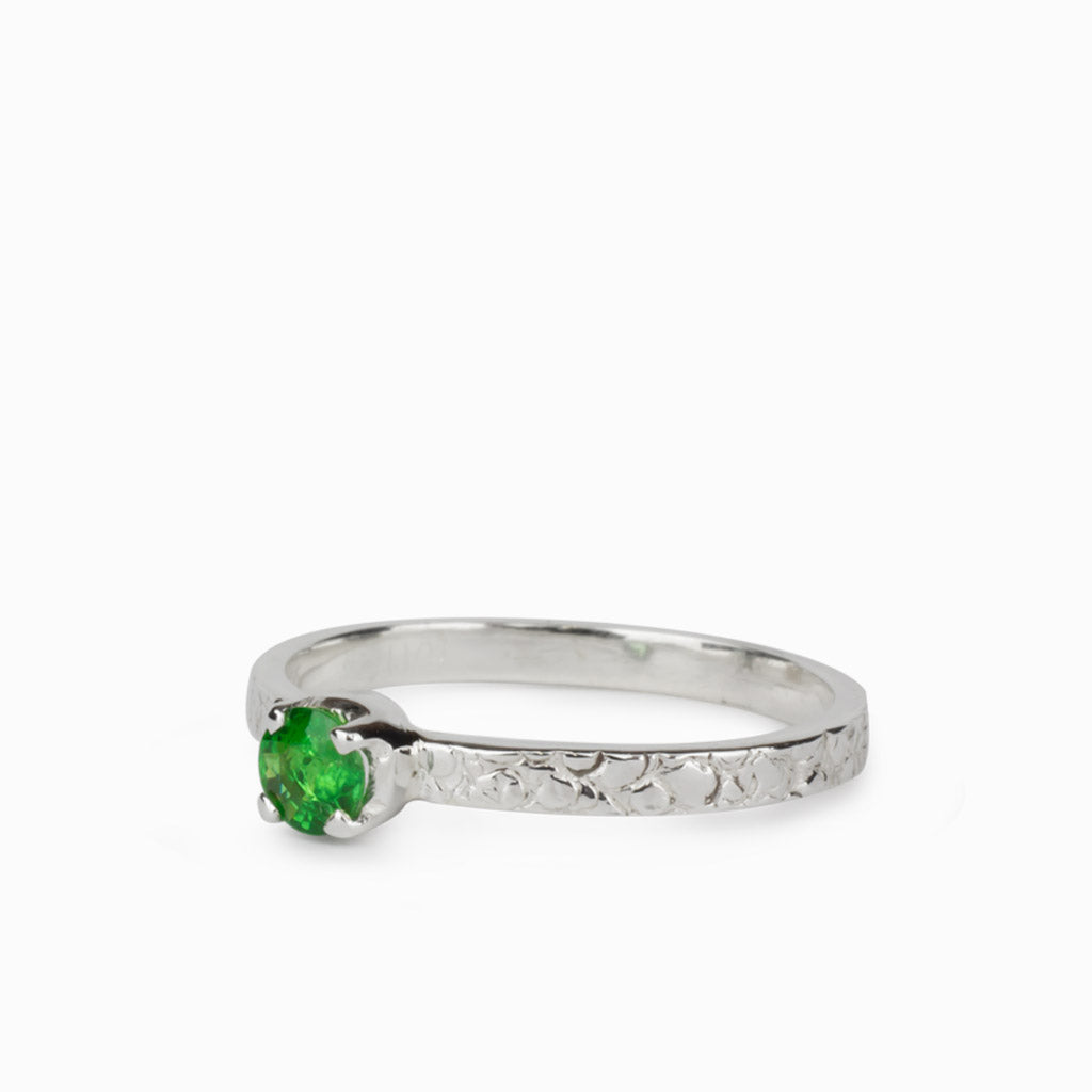 Chrome Diopside Ring