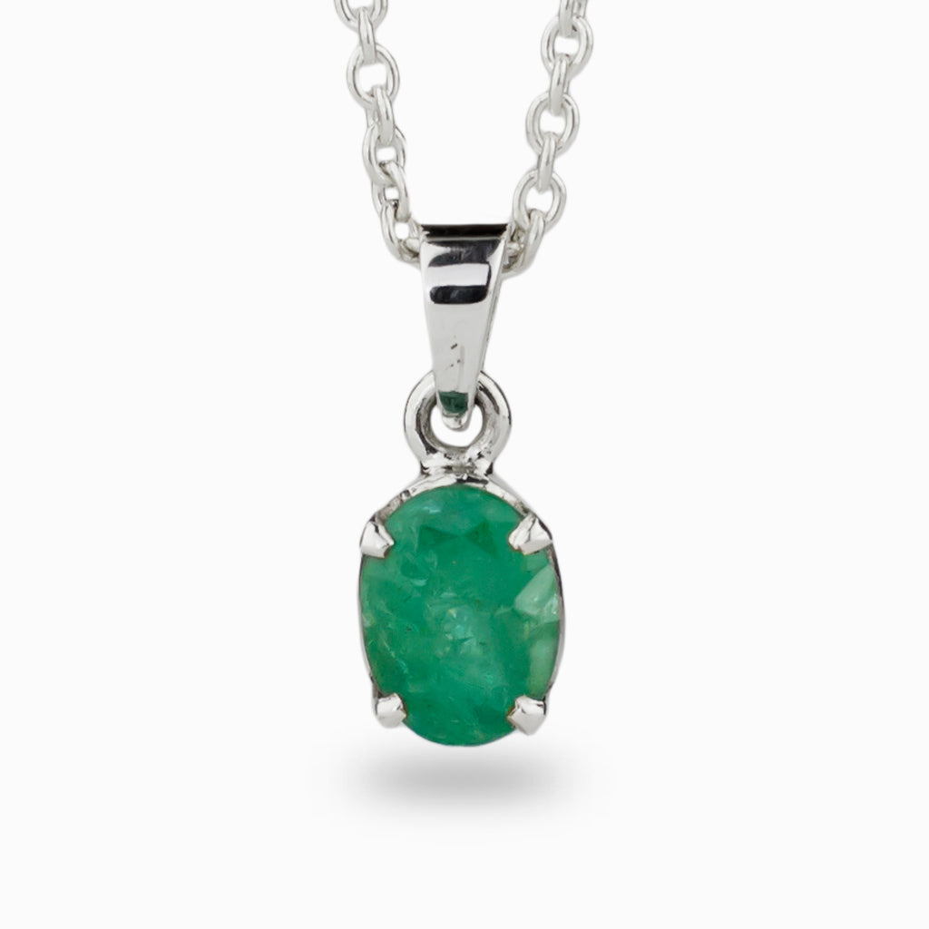 Oval Emerald Necklace 