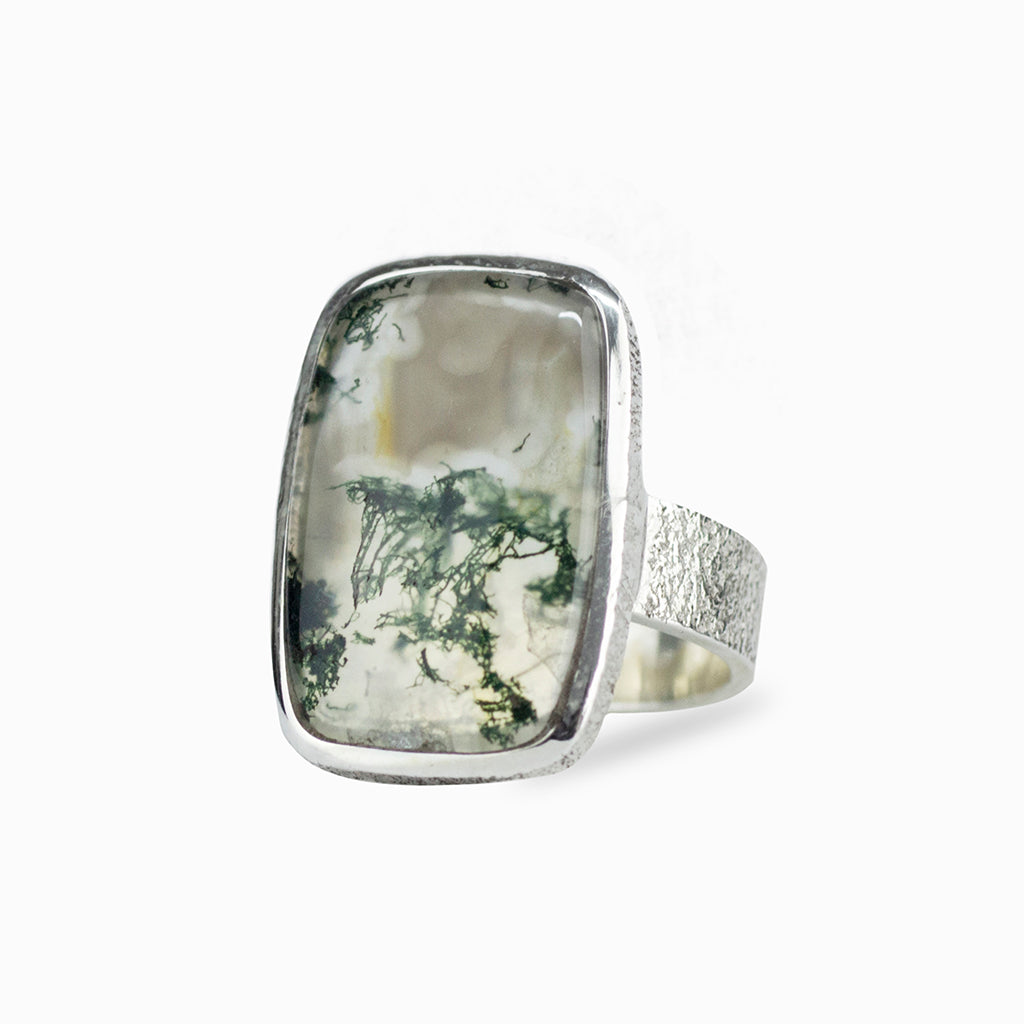 Rectangle shaped Moss Agate cabochon ring 