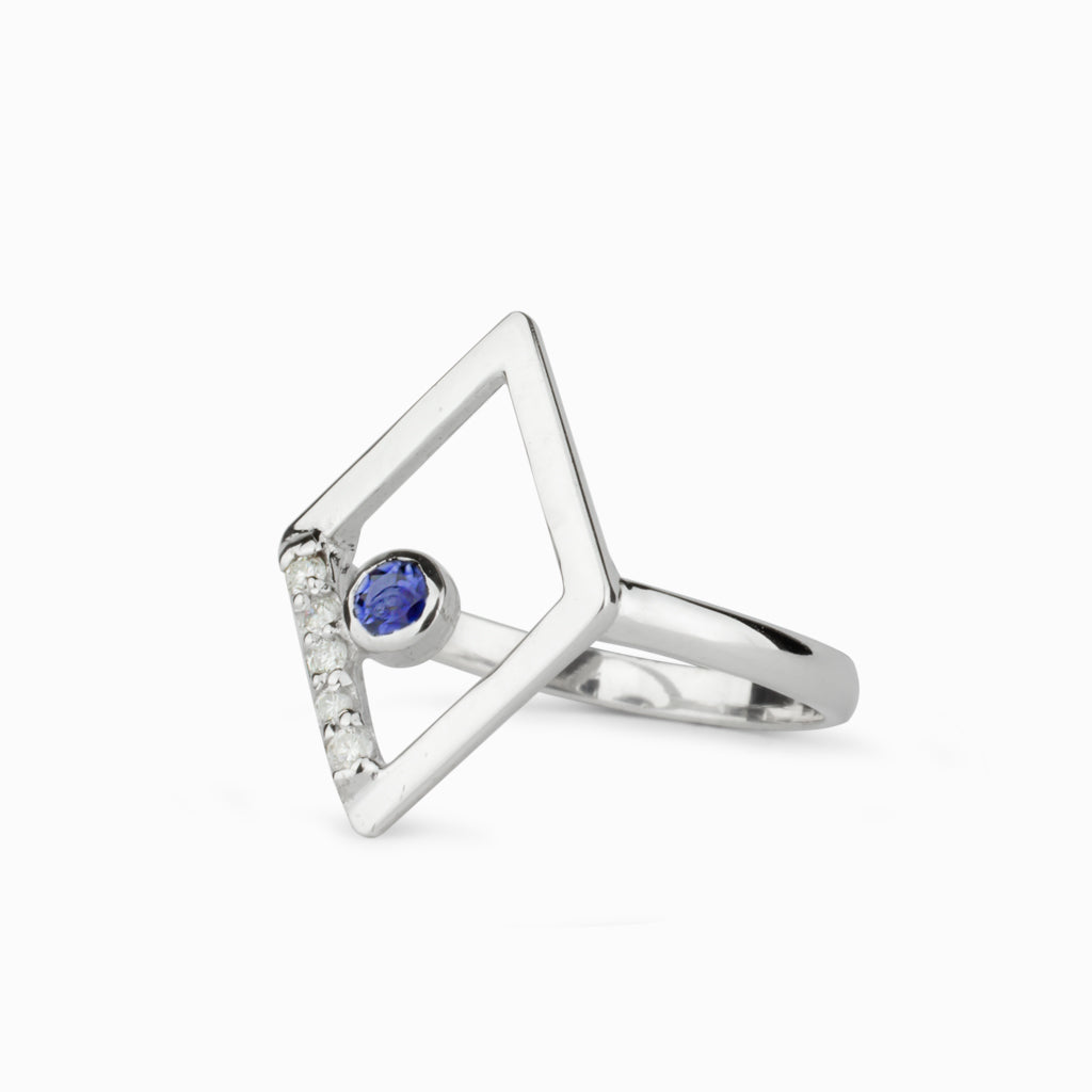 Diamante: Sapphire & Diamond