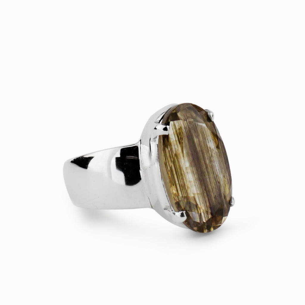 Oval Scapolite Ring