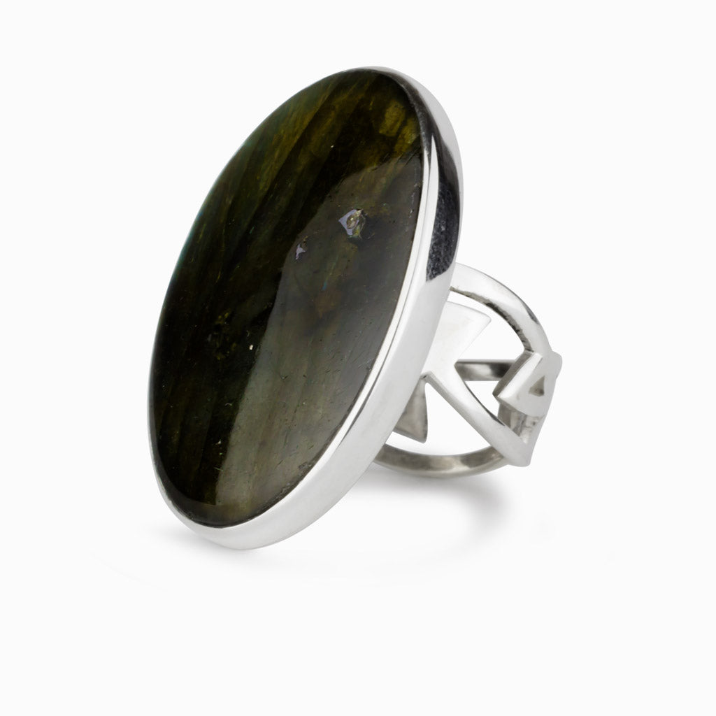 Oval Spectrolite Ring
