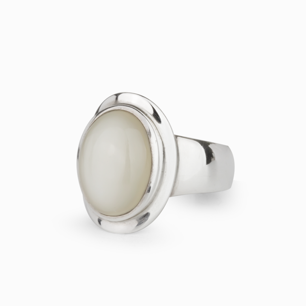 Oval Cabochon White Moonstone Ring
